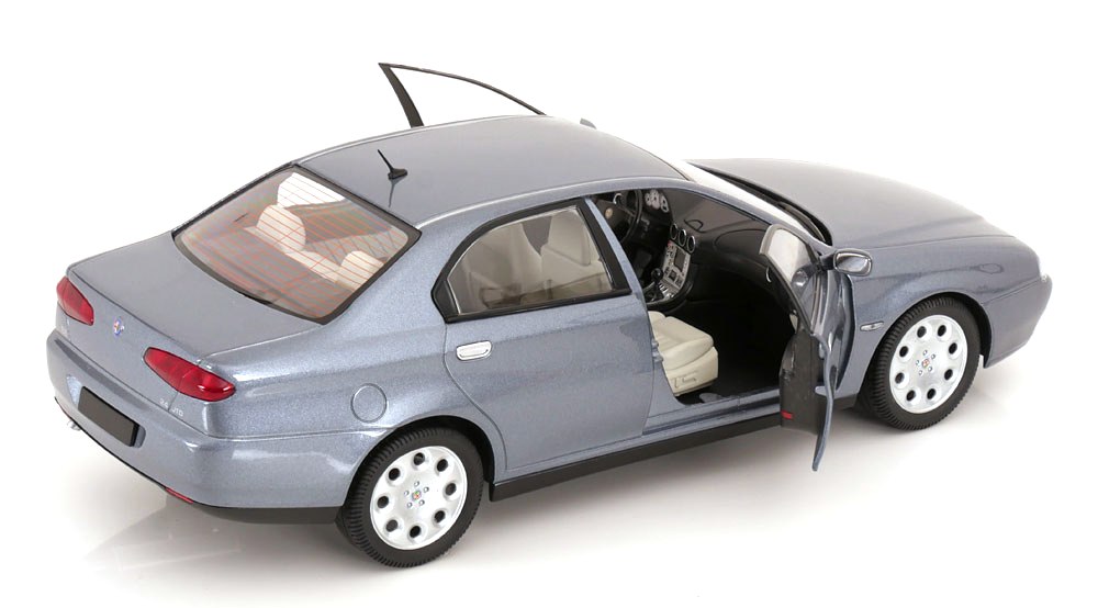 Alfa Romeo 166 2.4 JTD 1998 grey 1:18 Mitica