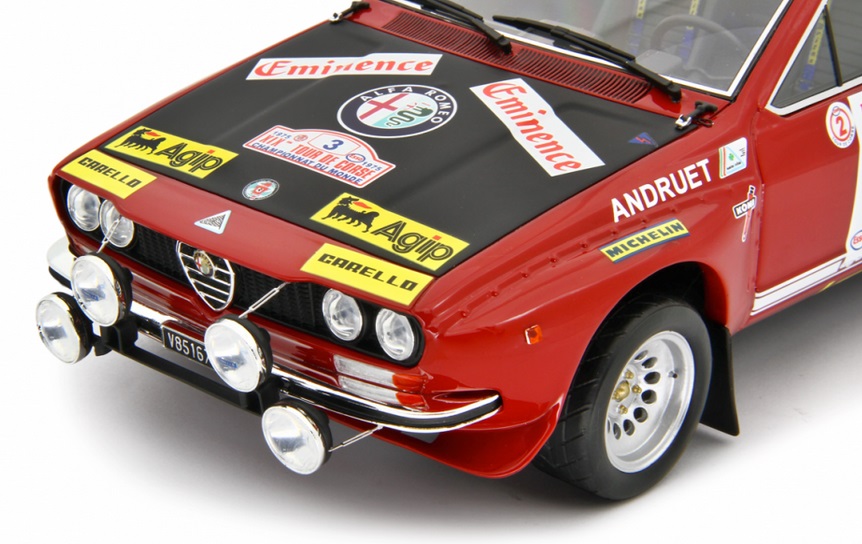 Alfa Romeo Alfetta Gr.2 #3 Autodelta Rally Tour de Corse 1975 Andruet - Jouanny 1:18 Laudoracing Model