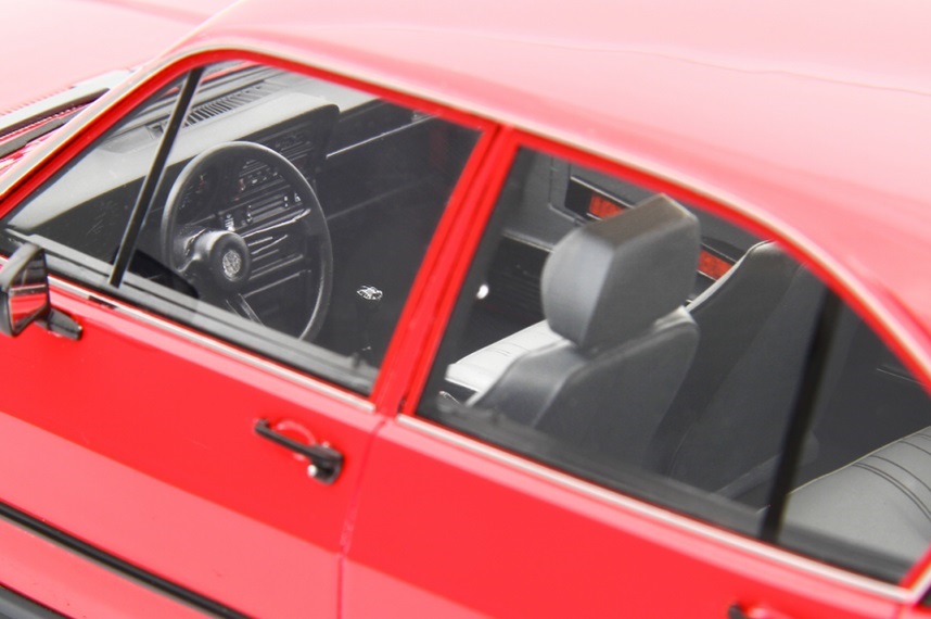 Alfa Romeo Alfasud 1.2 4 Porte 1980 red 1:18 Laudoracing Model