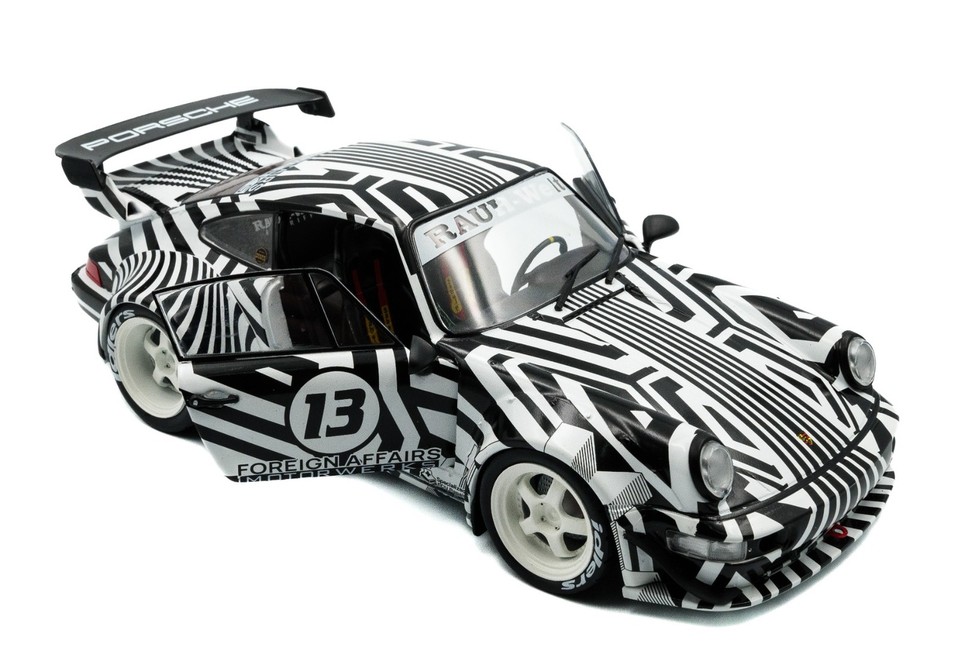 RWB Bodykit 2022 *The Zebra* camouflage 1:18 Solido