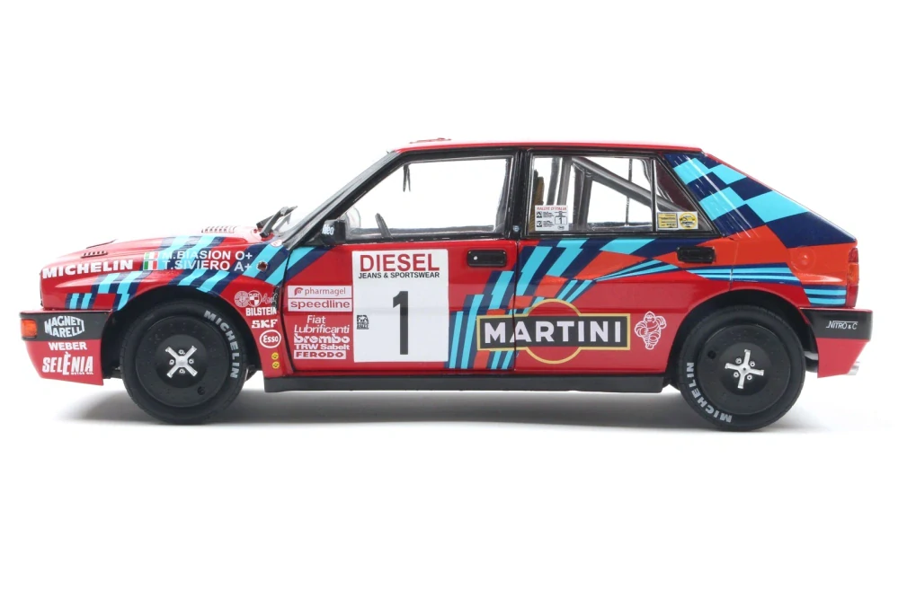 Lancia Delta HF Integrale Martini #1 Biasion/Siviero Rally Sanremo 1989 1:18 Solido