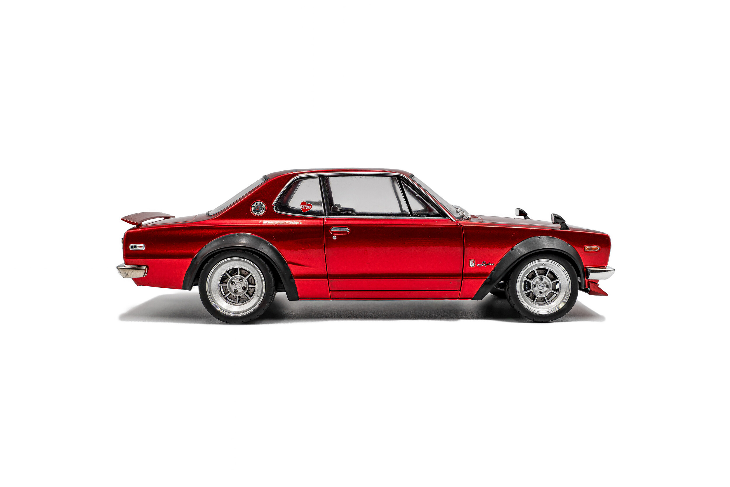 Nissan Skyline C10 Hakosuka 1970 red metallic 1:18 Solido