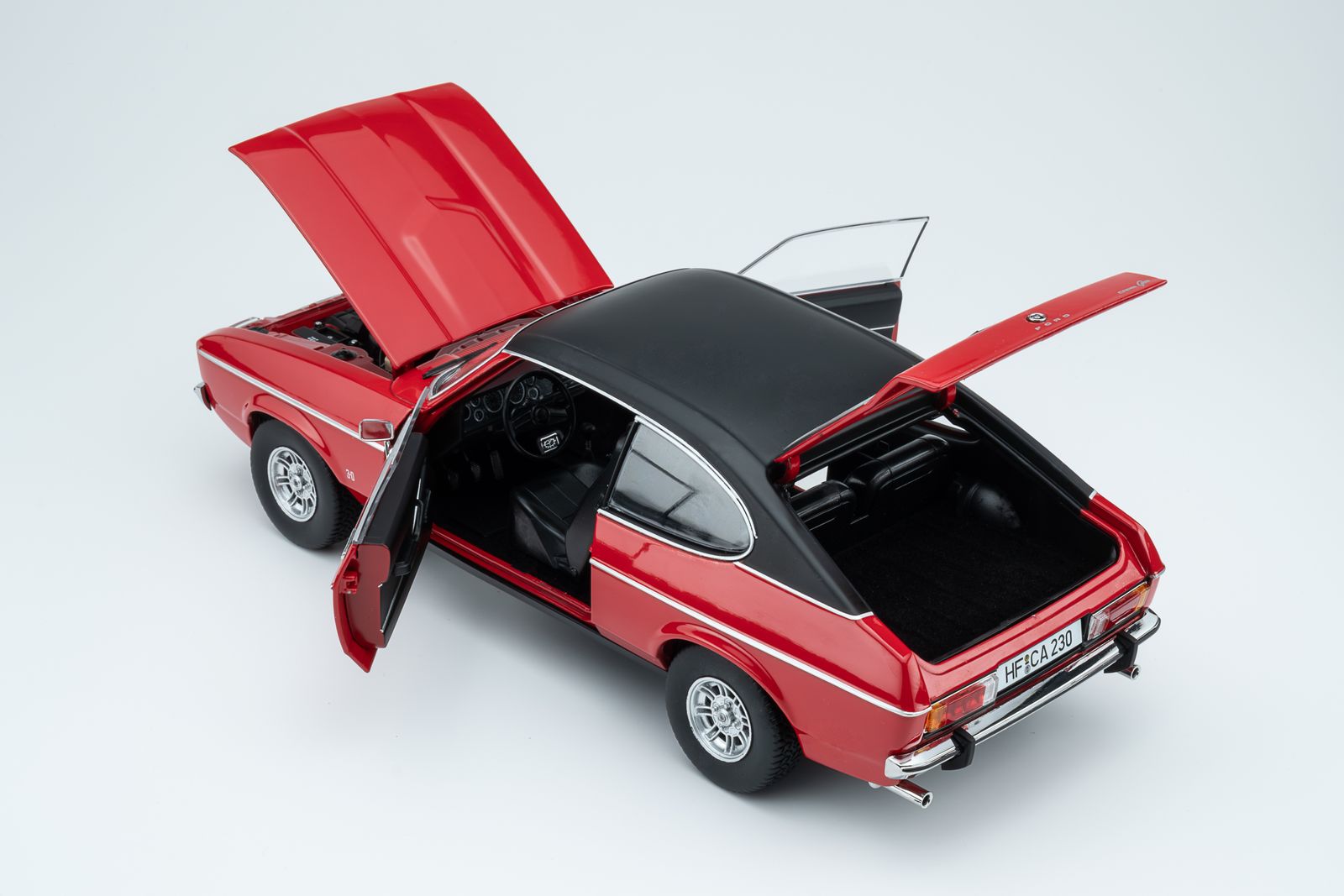 Ford Capri II Ghia 3.0 1974-1977 spanish red/black vinyl top 1:18 Touring Modelcars