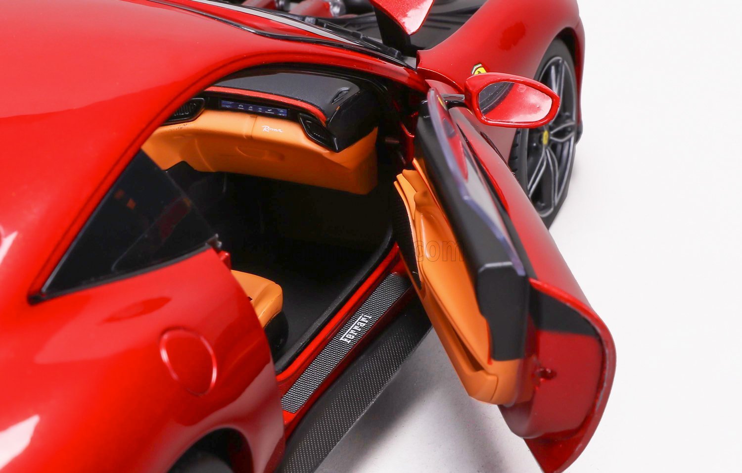 Ferrari Roma 2019 rosso magma with Showcase 1:18 Polistil