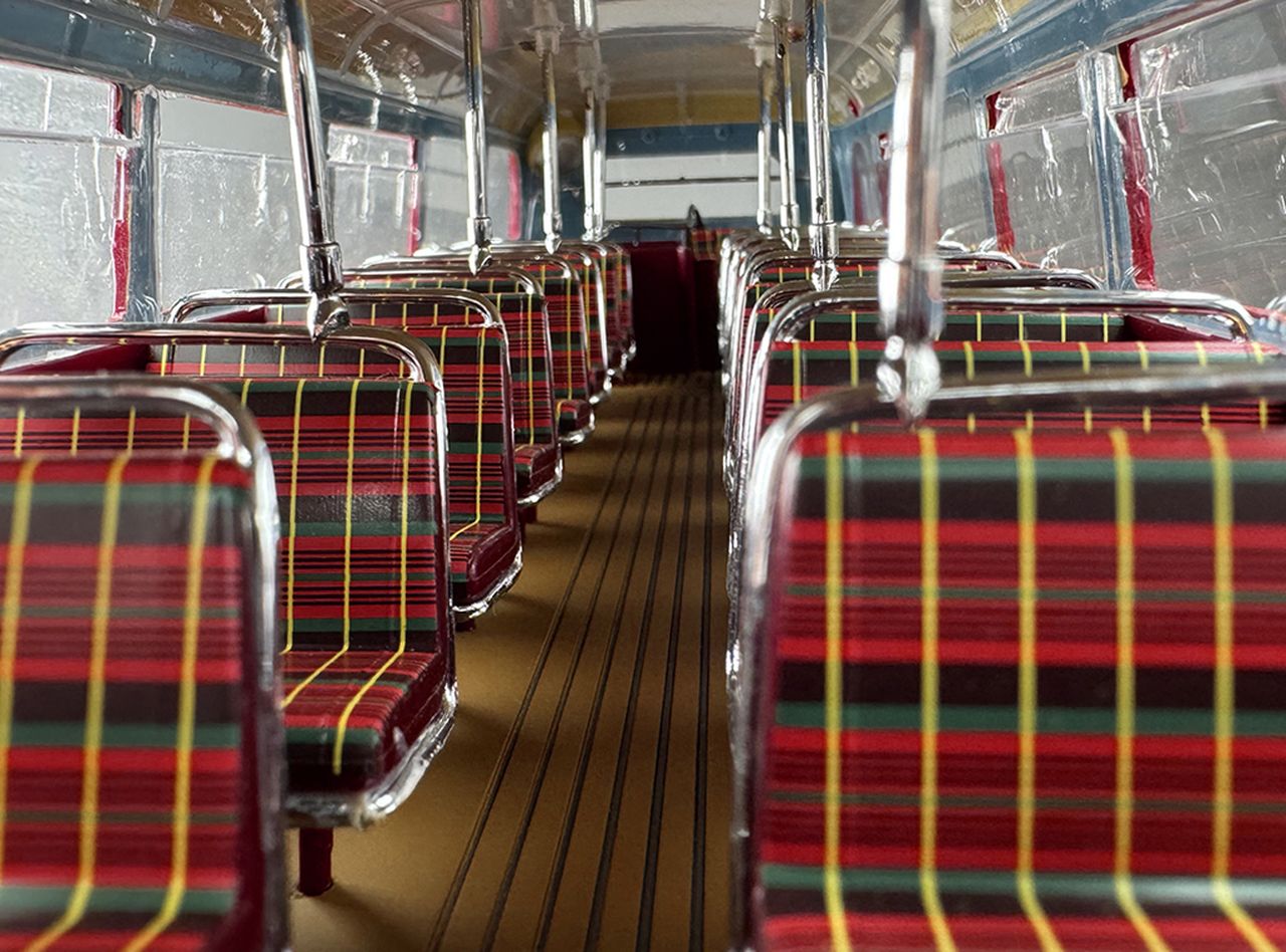 Routemaster Bus RM1000 100 BXL red 1:24 Sun Star