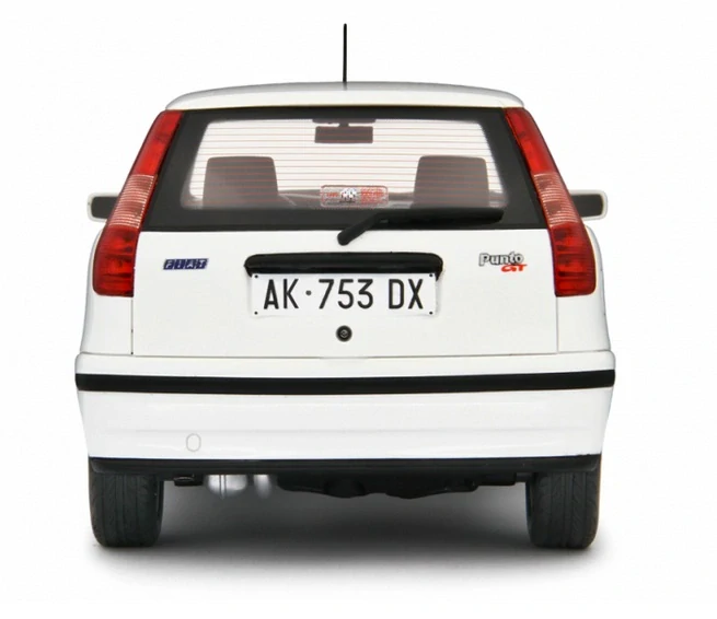 Fiat Punto GT 1400 1996 white 1:18 Laudoracing Model