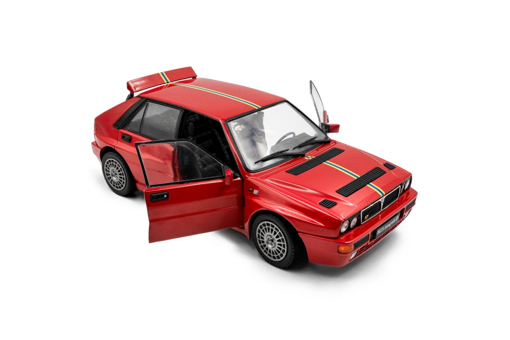Lancia Delta HF Integrale red 1:18 Solido