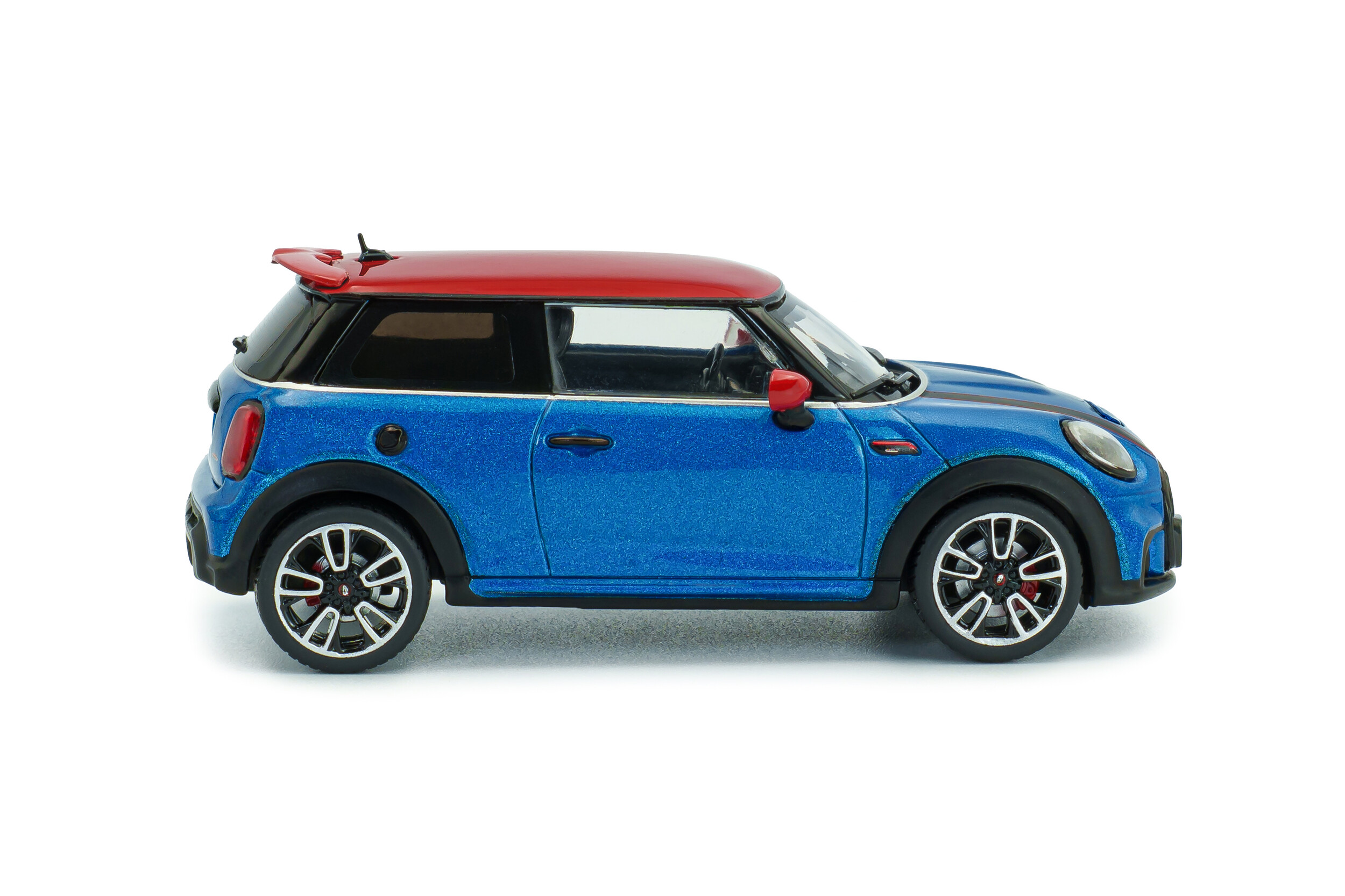 Mini Cooper John Cooper Works 2023 Island blue metallic 1:43 Solido