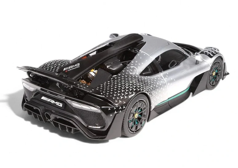 Mercedes-AMG ONE *Race with Stars* 2023 silver/black 1:18 NZG