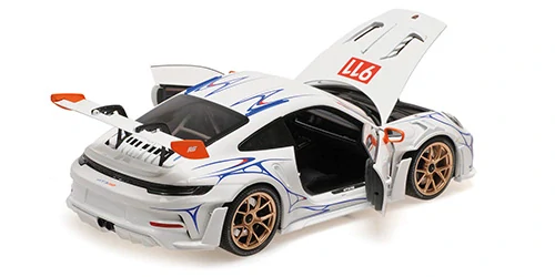 Porsche 911 (992) GT3RS 2023 white/orange decor 1:18 Minichamps