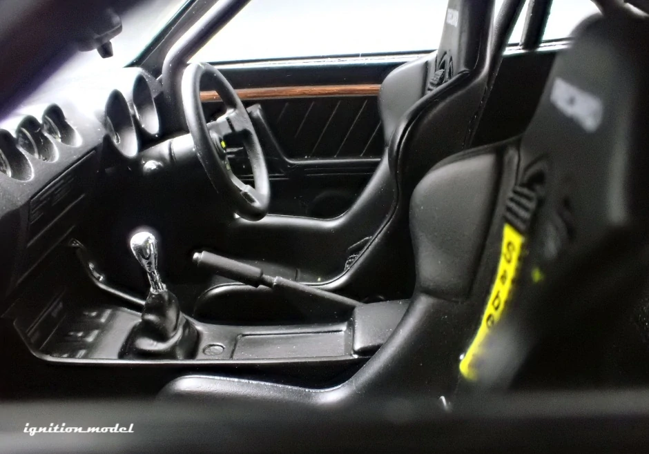 Nissan Fairlady Z S30 *Wangan Midnight* Devil's Z with Mr.Akio Asakura Figure 1:18 Ignition Model