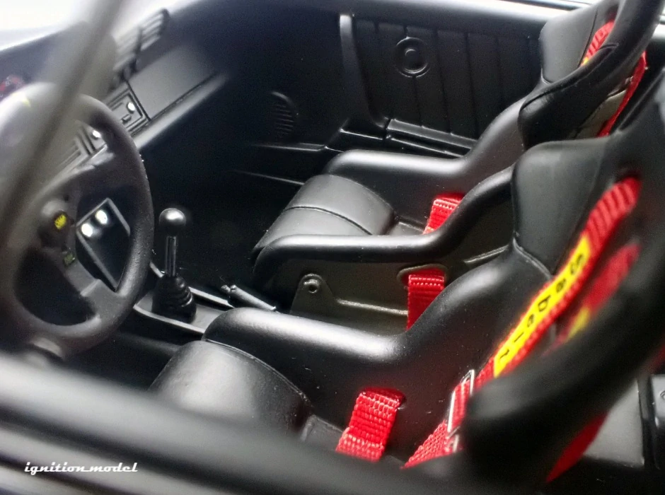 Porsche Blackbird (964) *Wangan Midnight* black 1:18 Ignition Model