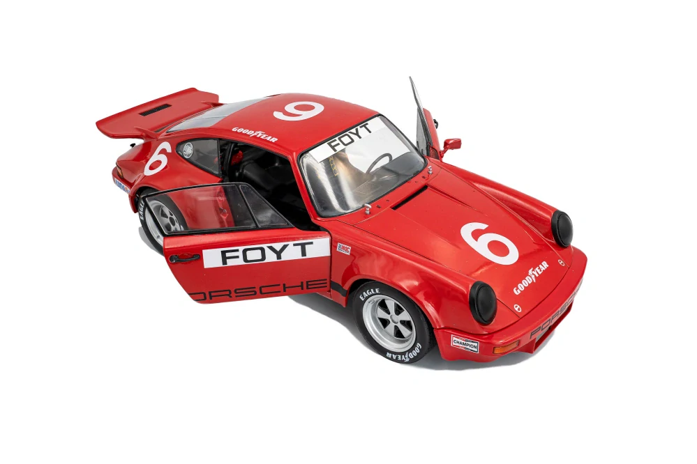 Porsche 911 #6 Foyt IROC Daytona 1974 1:18 Solido