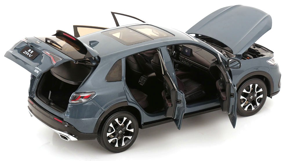 Honda ZR-V 2023 grey 1:18 Paudi Model