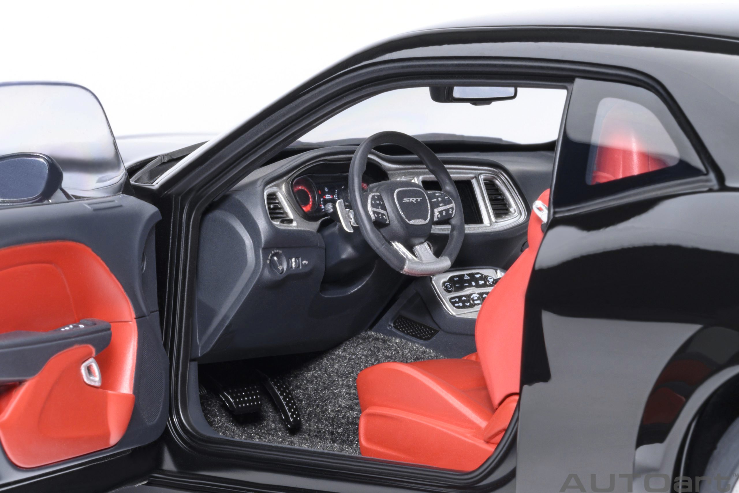 Dodge Challenger SRT Super Stock 2023 pitch black 1:18 AUTOart
