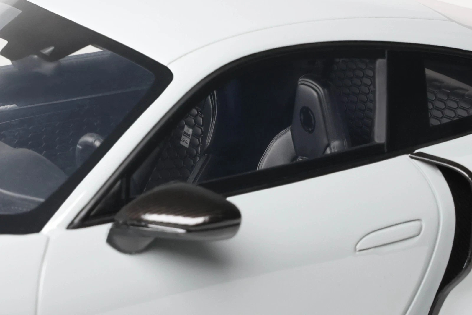 Brabus 900 Rocket-R 2023 Nardo grey 1:18 GT Spirit