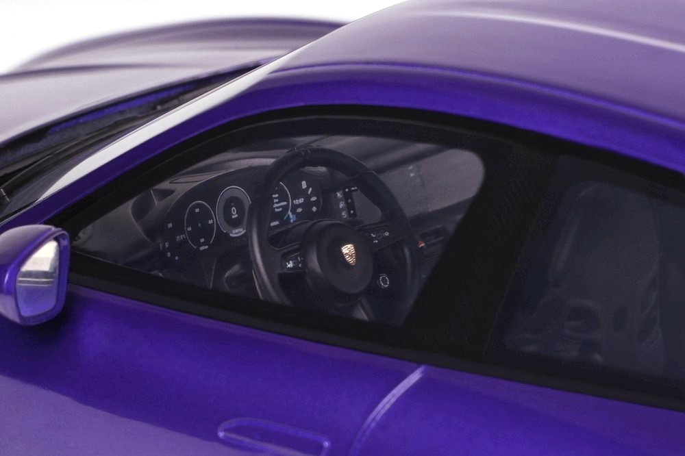 Porsche Taycan Turbo GT 2023 Purple sky metallic 1:18 GT Spirit