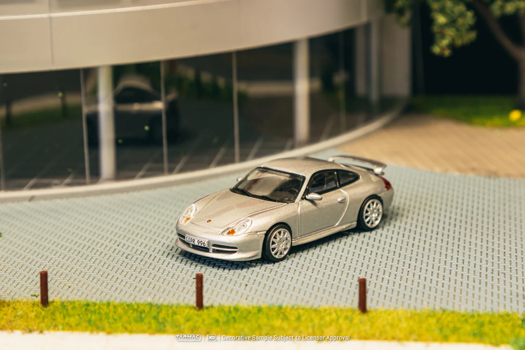 Porsche 911 GT3 silver 1:64 Tarmac