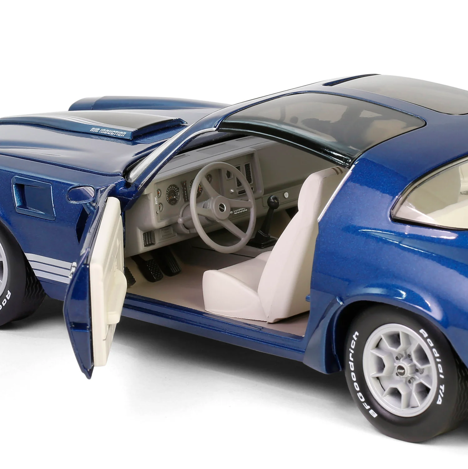 Chevrolet Camaro Z/28 with T-Tops dark blue/charcoal stripes 1:18 GreenLight