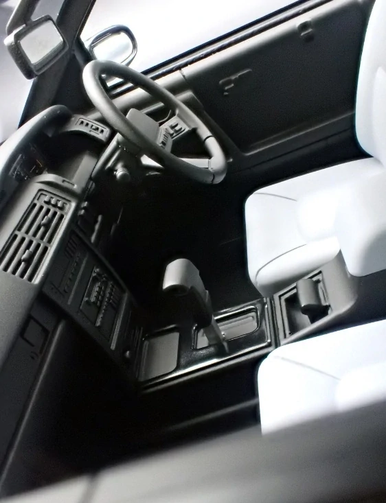 Nissan Cedric Cima Y31 black 1:18 Ignition Model