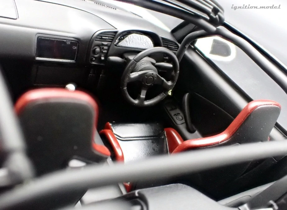 Honda S2000 AP1 white 1:18 Ignition Model