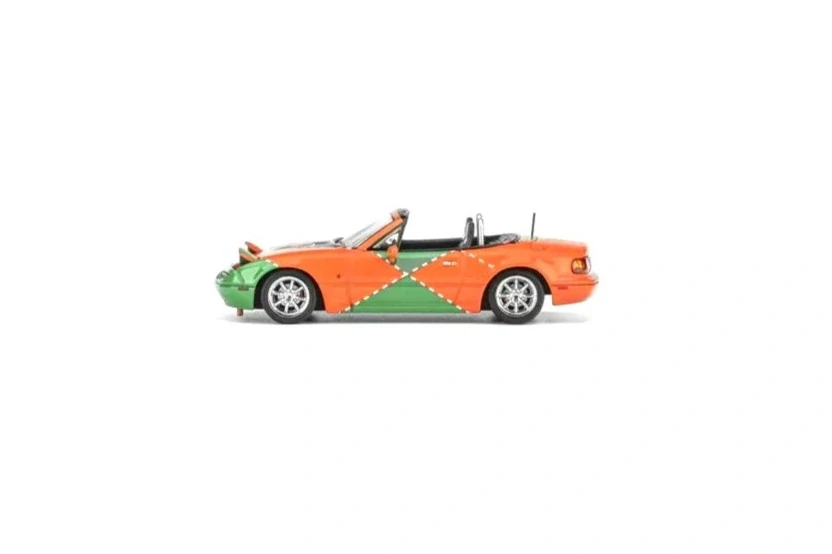 Mazda Custom MX5 NA *Le Mans Livery* orange/green 1:64 Microturbo