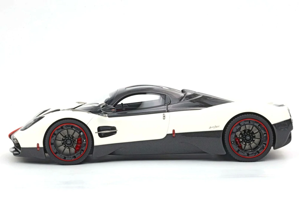 Pagani Utopia Bianco Benny 1:18 B.B.R.