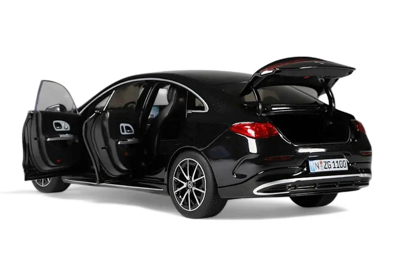 Mercedes-Benz CLA Coupe BEV black 1:18 NZG