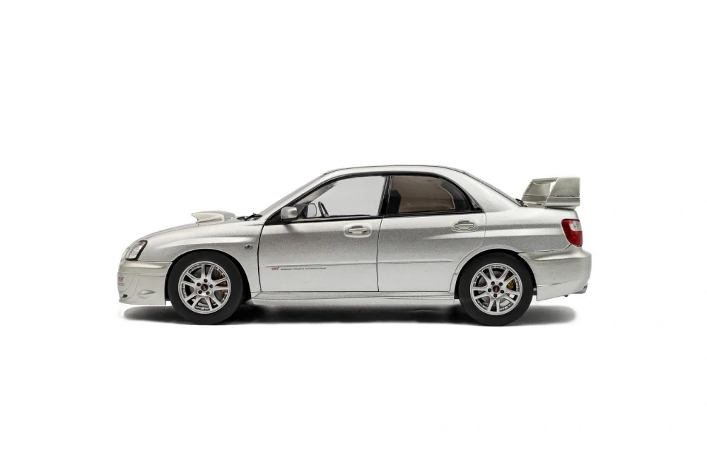 Subaru Impreza WRX STI 2003 premium silver effect 1:18 Solido