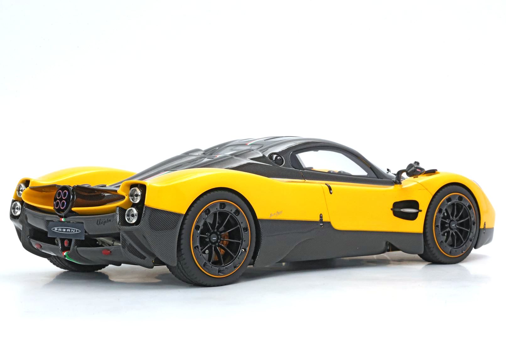 Pagani Utopia Giallo Ginevra 1:18 B.B.R.