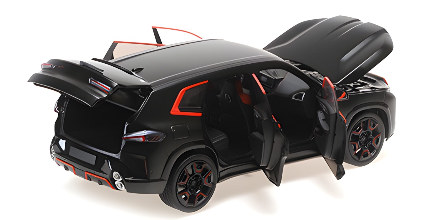 BMW  XM 2023 matt black 1:18 Minichamps 