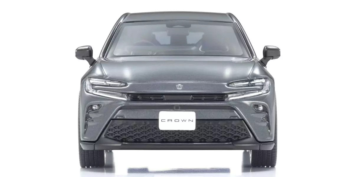 Toyota Crown Sport RS 2025 grey 1:43 Kyosho