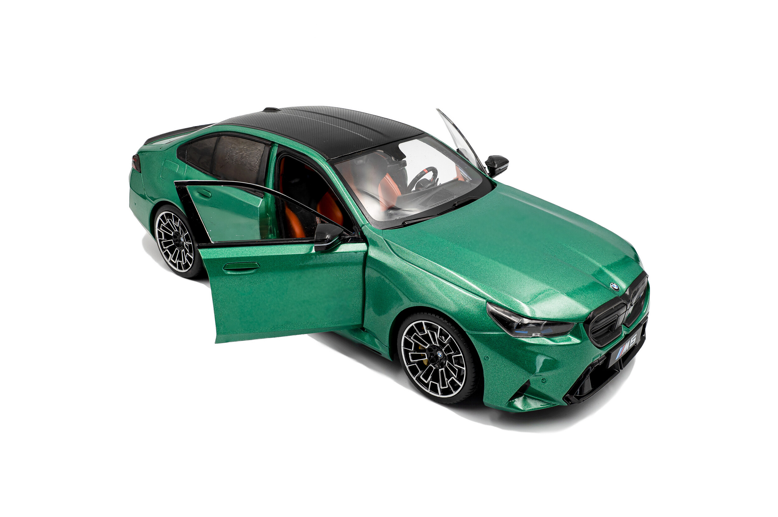 BMW M5 M 2025 isle of man green metallic 1:18 Solido