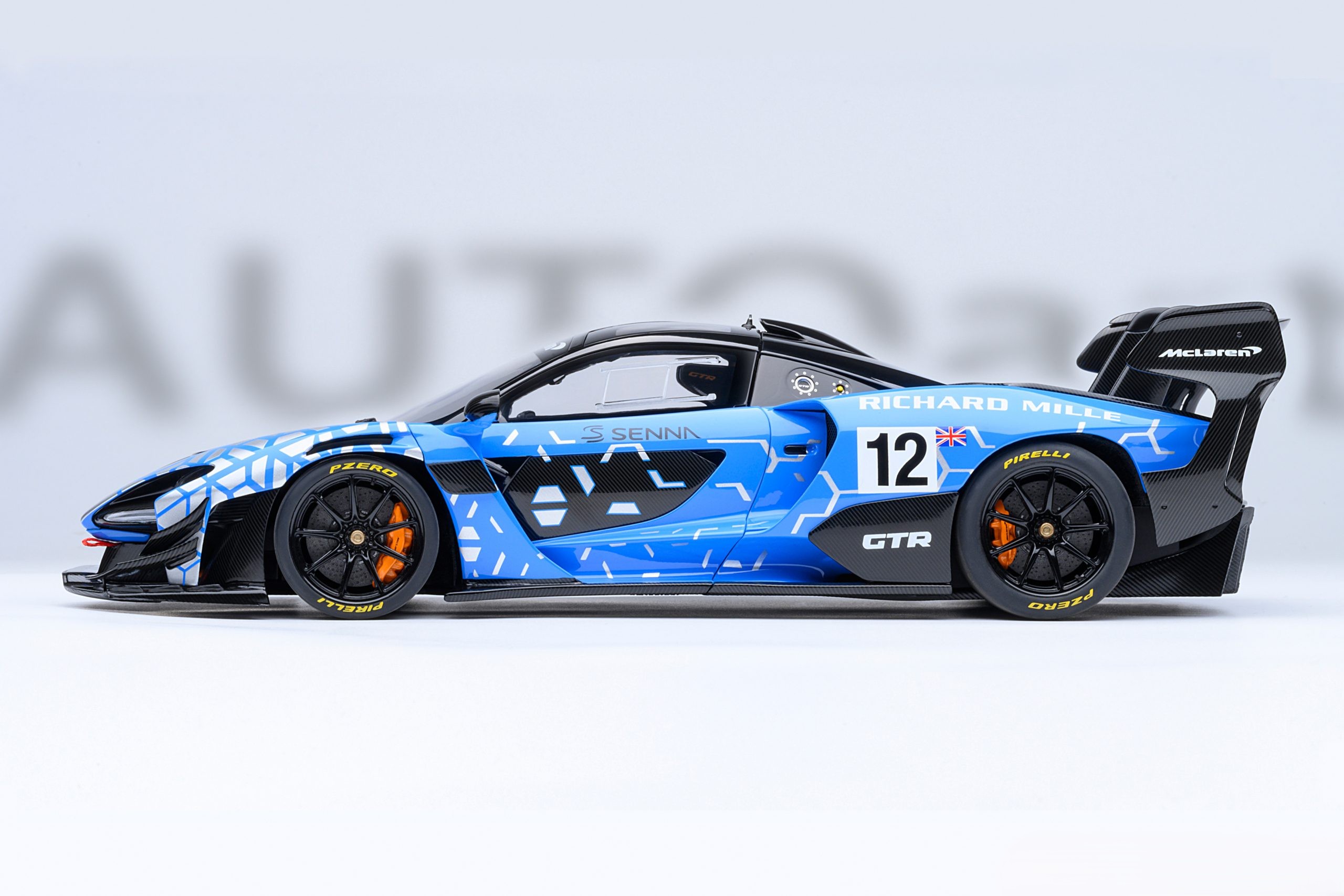 McLaren Senna GTR #12 Press 2021 1:18 AUTOart