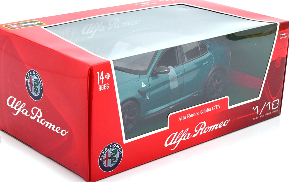 Alfa Romeo Giulia GTA 2020 green 1:18 Bburago