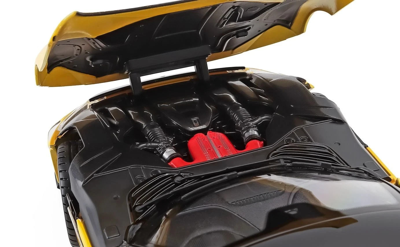 Ferrari 12Cilindri 2024 giallo Modena with Showcase 1:18 Polistil