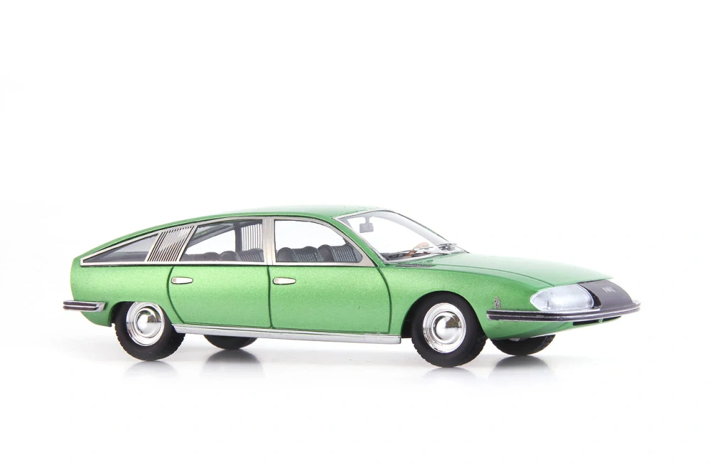 BMC 1800 Pininfarina 1967 green 1:43 AutoCult
