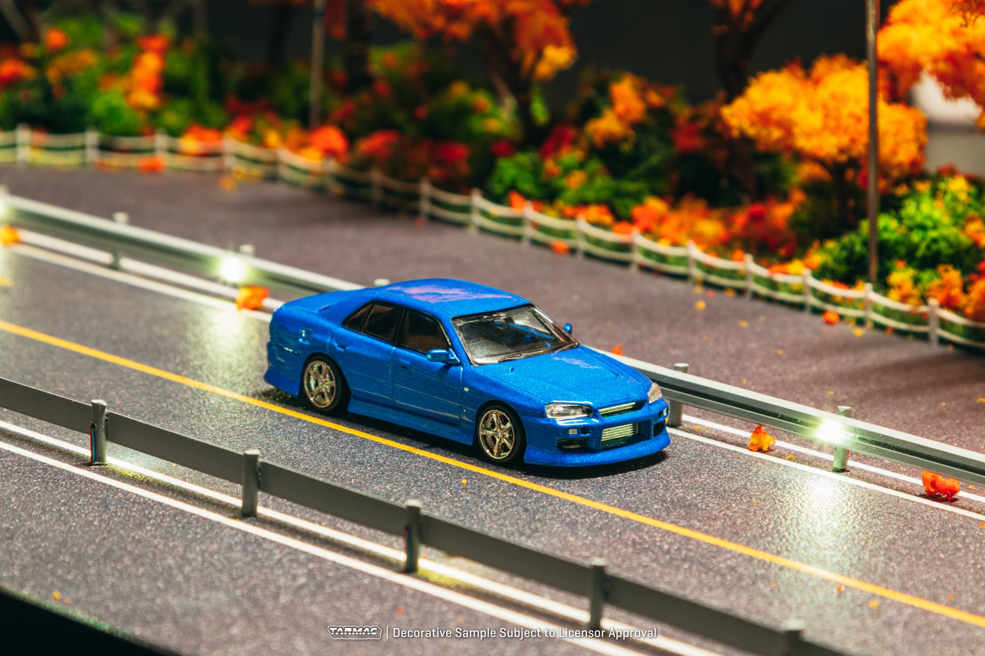 Nissan Skyline ER34 *URAS* blue 1:64 Tarmac