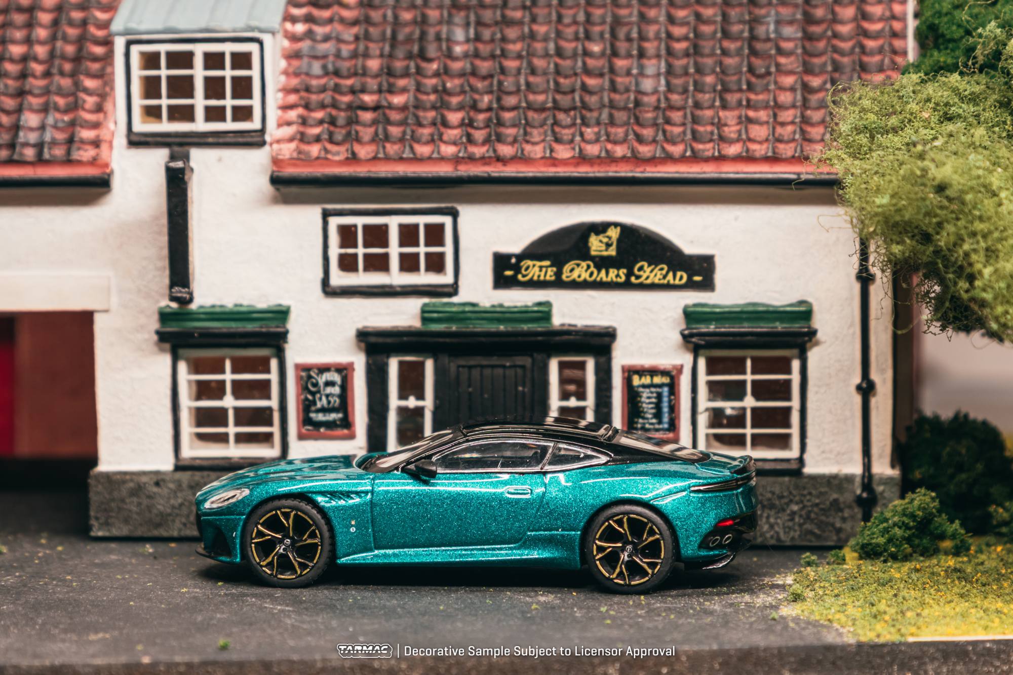 Aston Martin DBS Superleggera green metallic 1:64 Tarmac