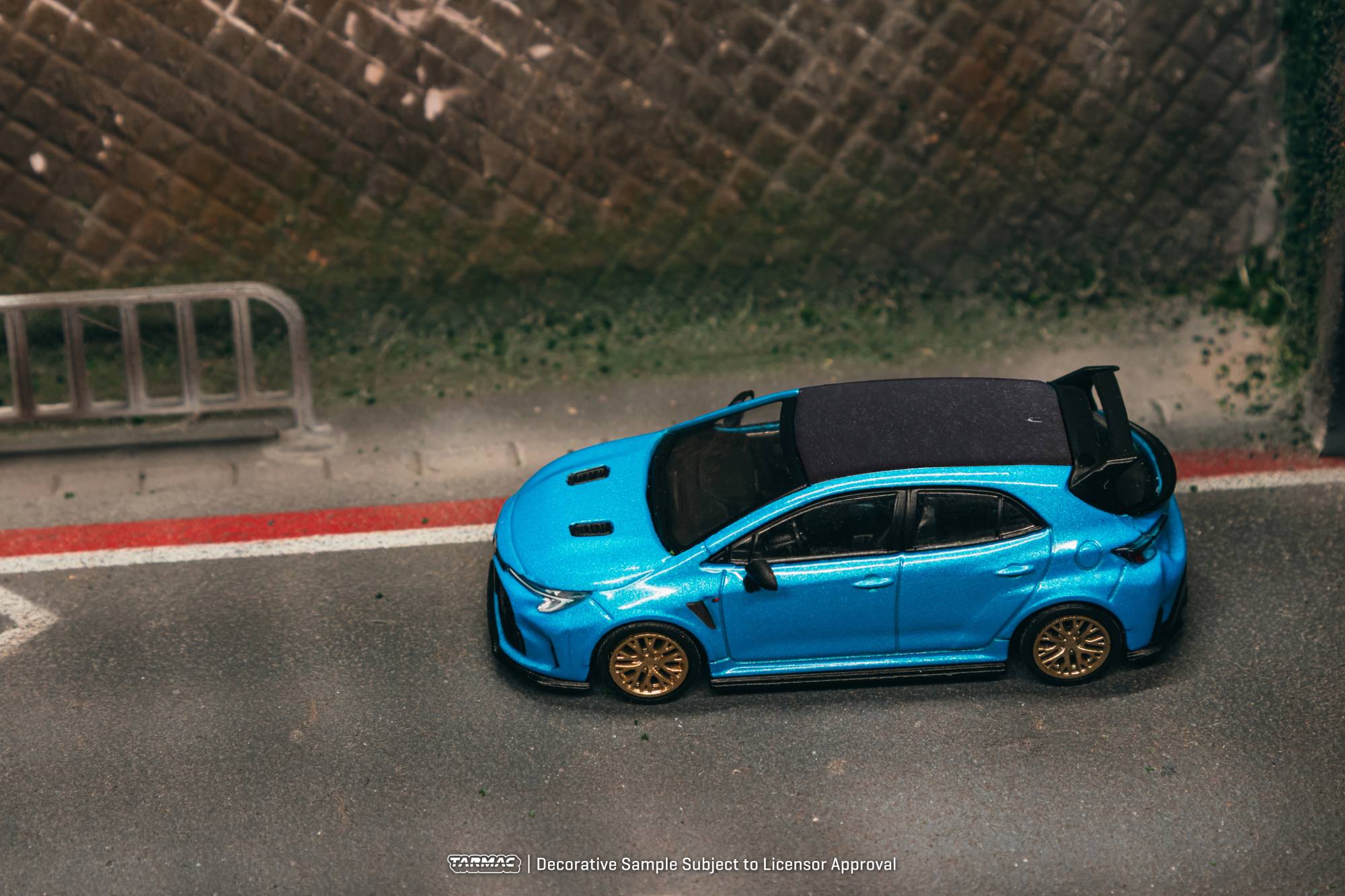 Toyota Corolla GR 2025 flame blue 1:64 Tarmac