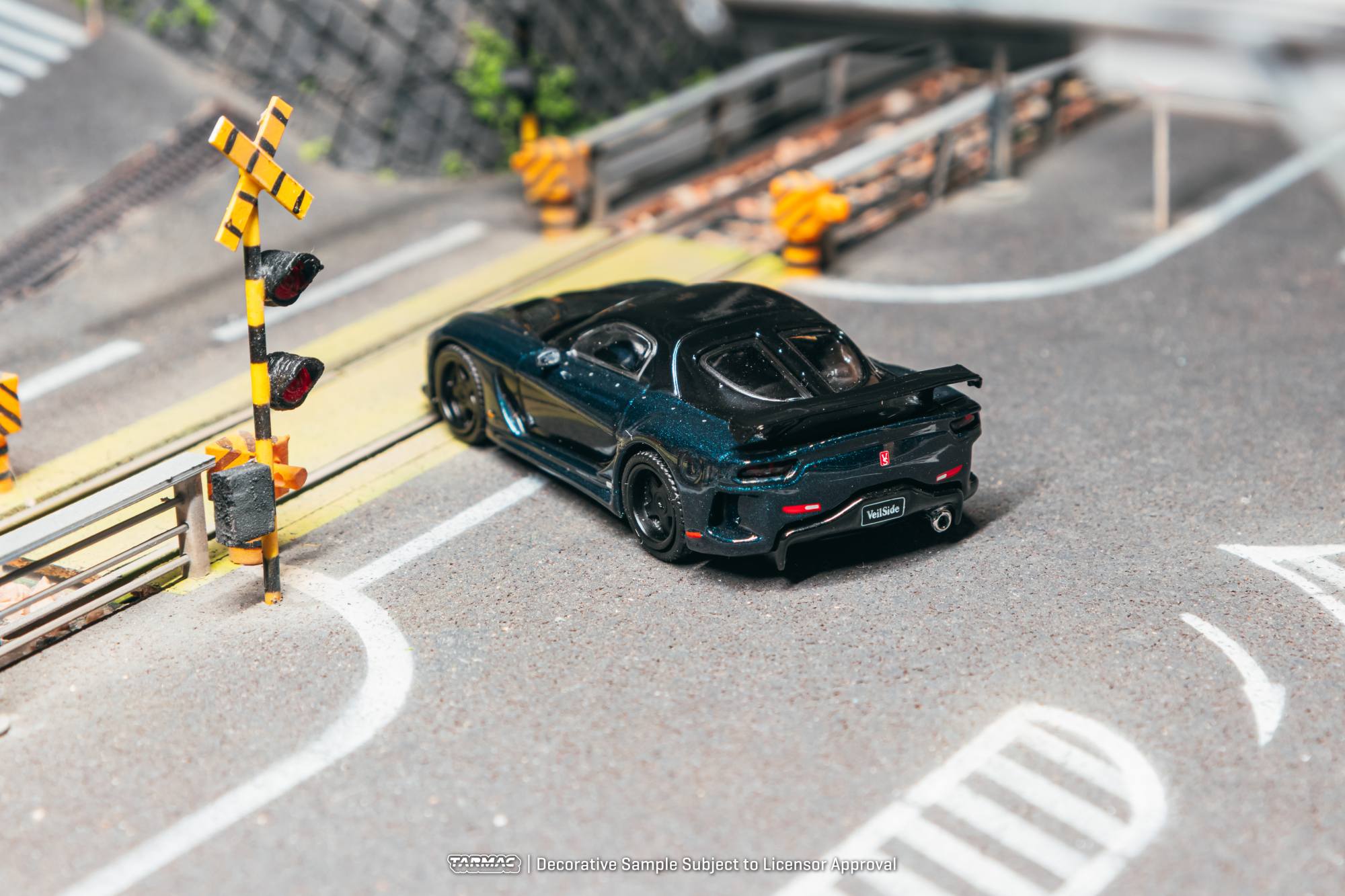 Mazda RX-7 2026 Veilside Fortune7 dark blue/black 1:64 Tarmac