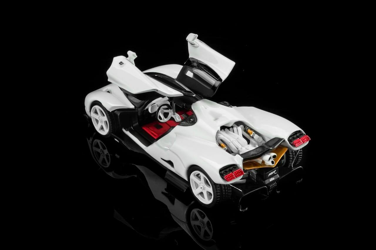 Nilu Nilu27 V12 6.5L 1070hp 2024 white 1:64 Motorhelix