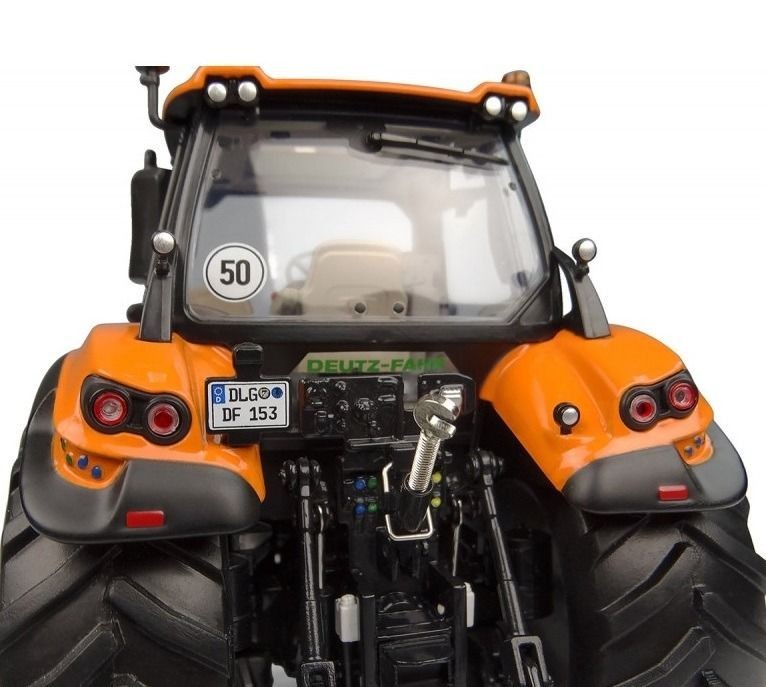 Deutz-Fahr 6150.4 TTV Tractor 2018 orange/black 1:32 Universal Hobbies