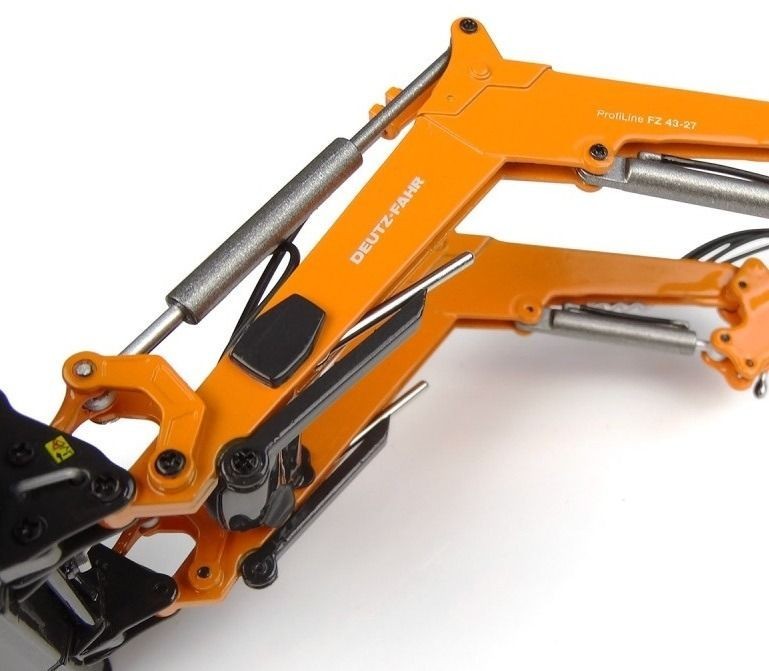 Deutz-Fahr 6150.4 TTV Tractor with FZ 47-23 Front Loader 2018 orange/black 1:32 Universal Hobbies