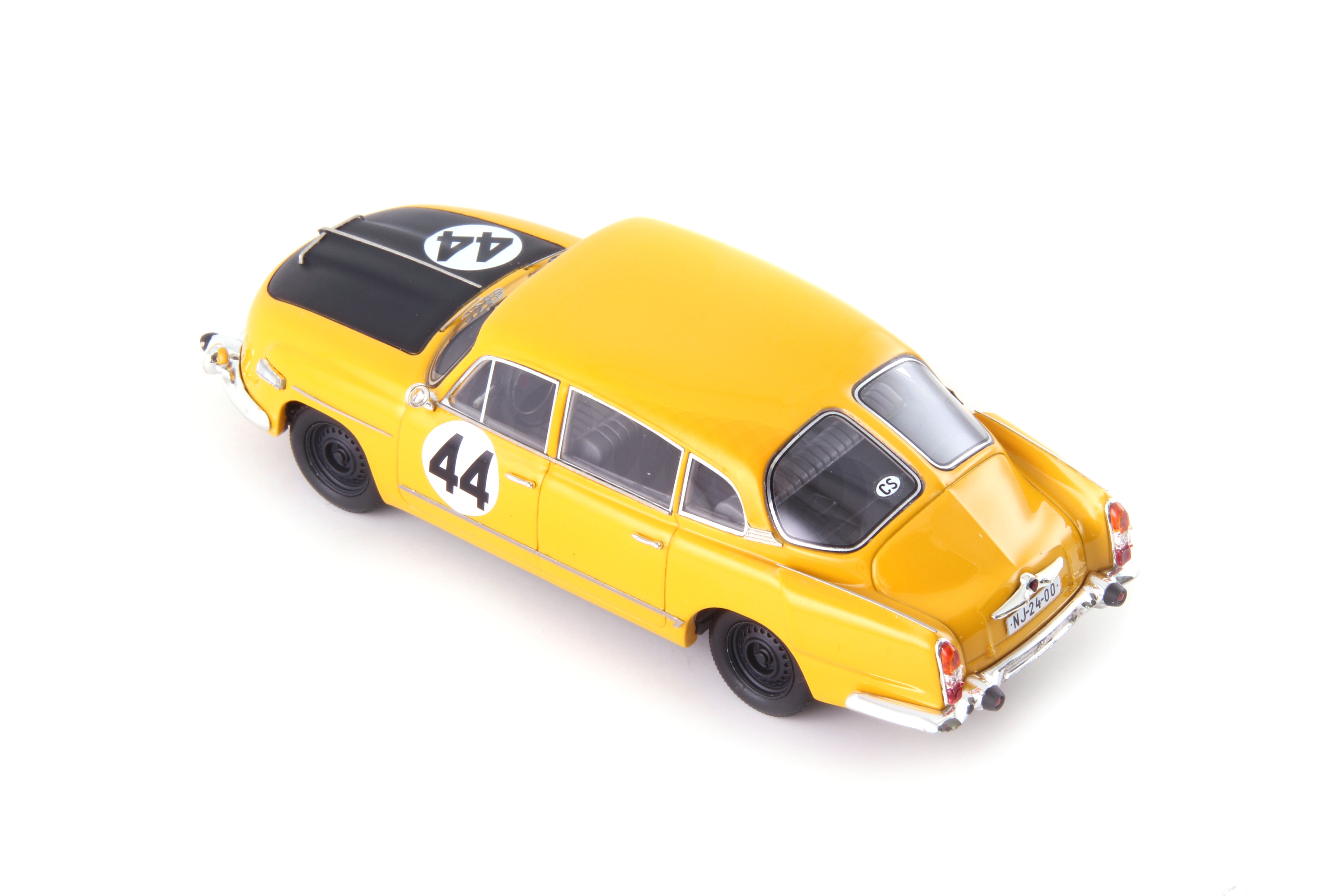 Tatra 603-2 B5 #44 Marathon de la Route 1966 1:43 AutoCult