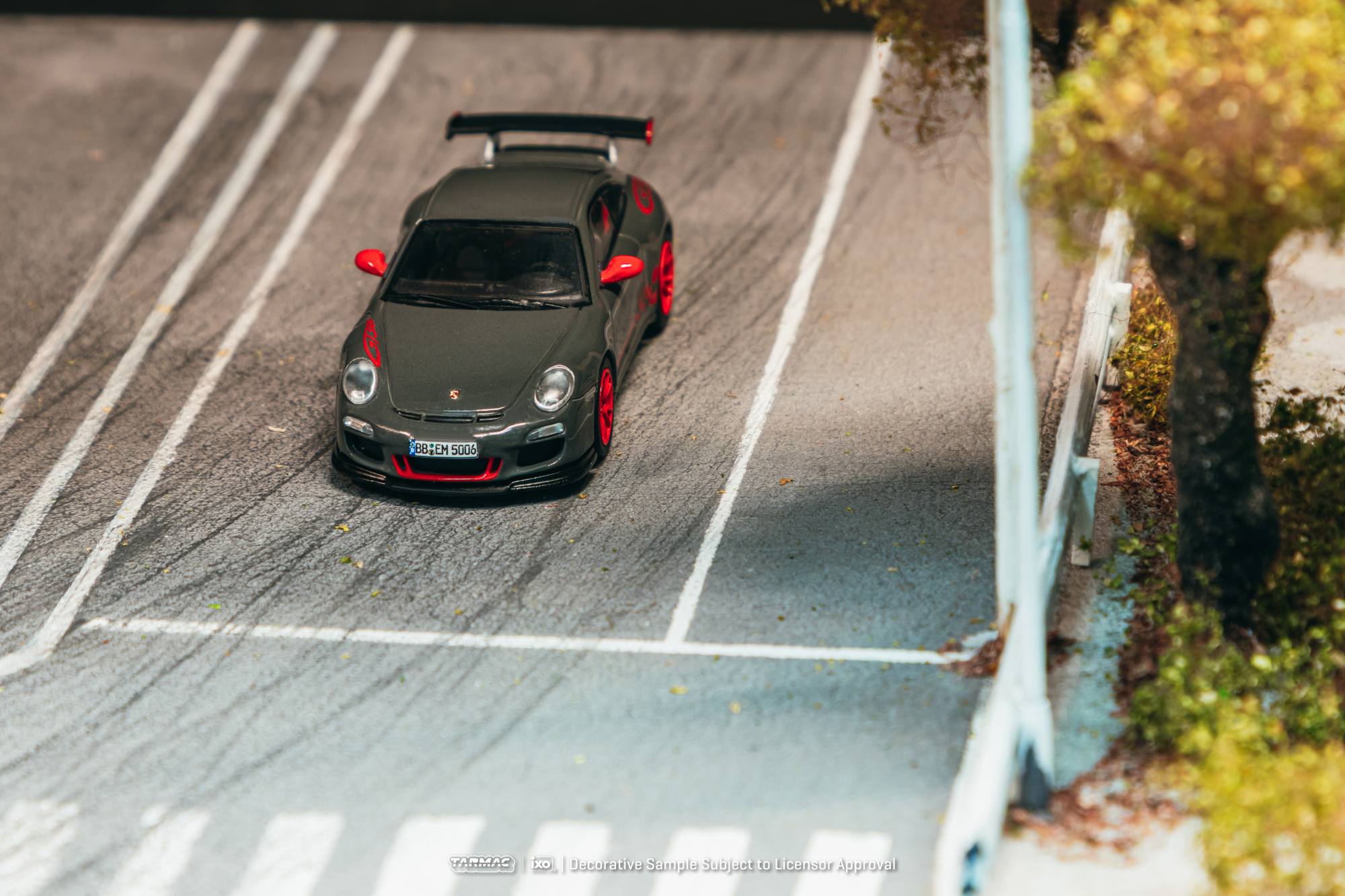 Porsche 911 (997.2) GT3 RS 2008 grey 1:64 Tarmac