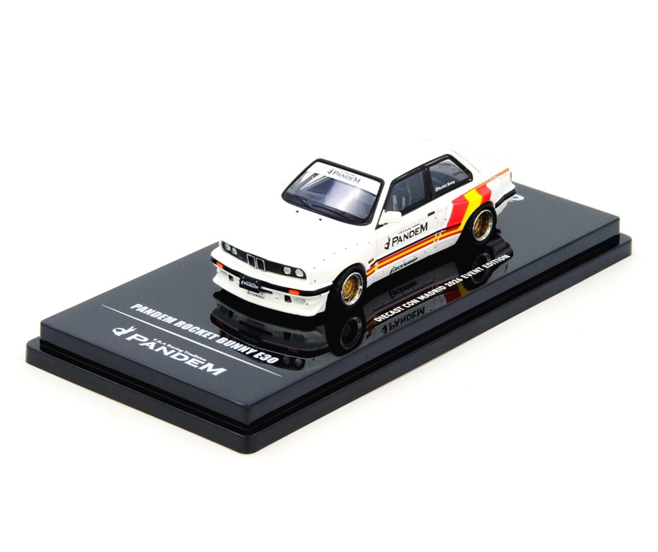 BMW E30 Pandem Rocket Bunny *Diecast Con Madrid 2026 Event Edition* matt white 1:64 Inno Models
