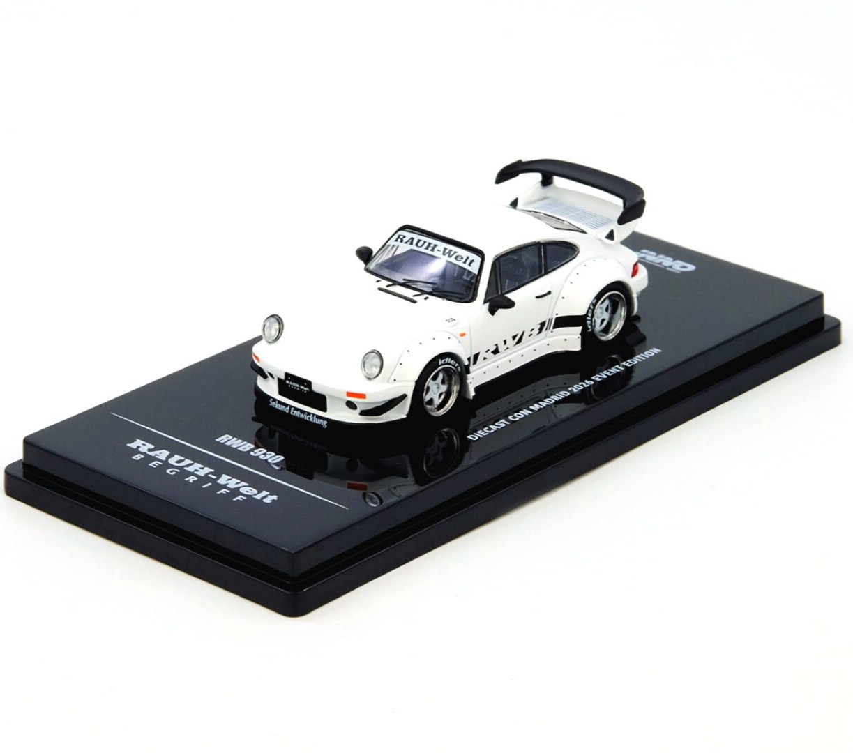 Porsche RWB 930 *Diecast Con Madrid 2026 Event Edition* matt white 1:64 Inno Models