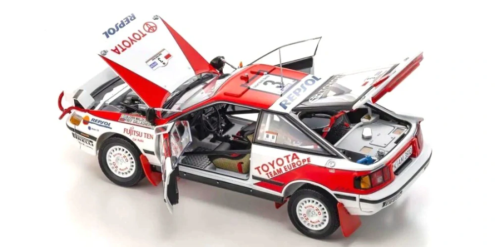 Toyota Celica GT-4 ST165 #3 Waldegard/Gallagher Winner Rally Safari Rally 1990 night version 1:18 Kyosho