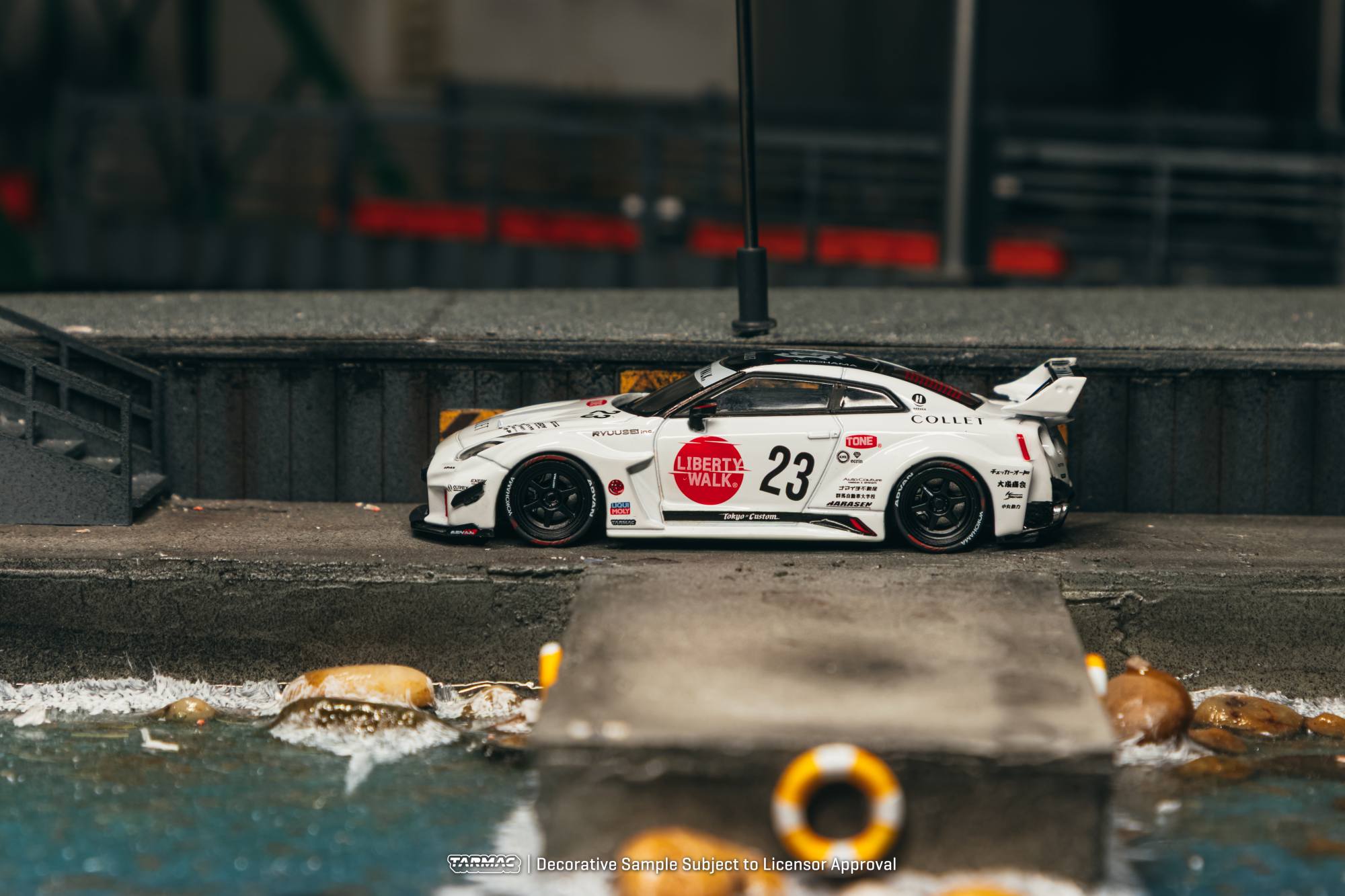 Nissan GT-R (R35) #23 LB-Silhouette WORKS 2026 white 1:64 Tarmac